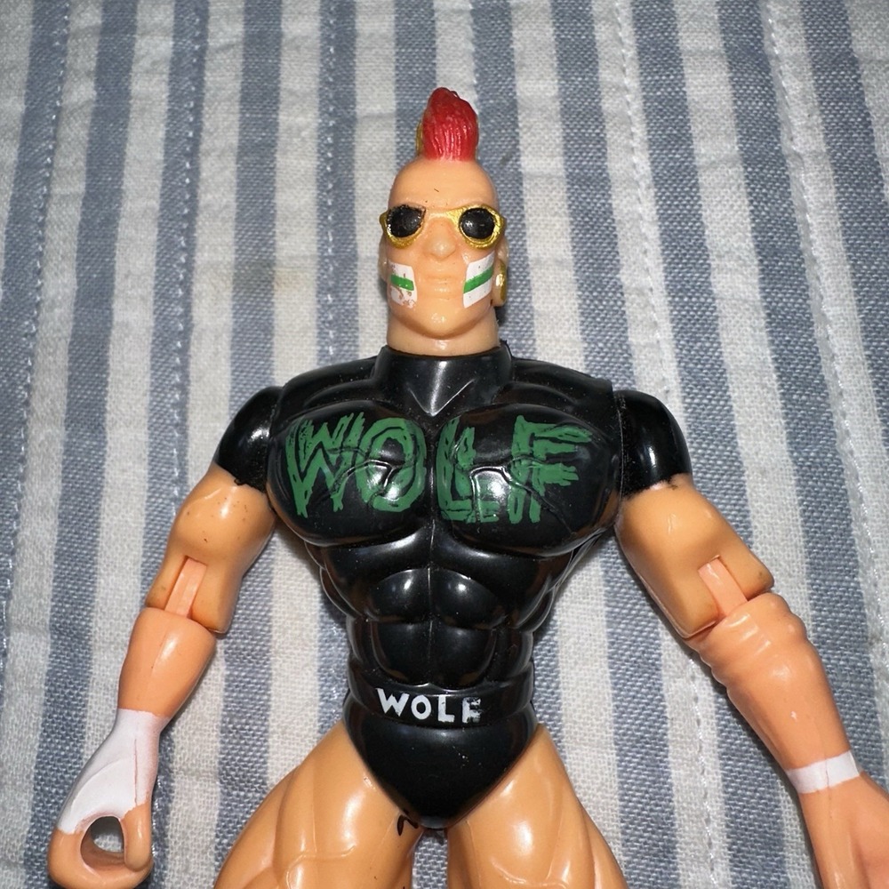 Vintage Gladiators Wolf Action Figure‎ Wrestler Red Mohawk 90s TV Show Toy